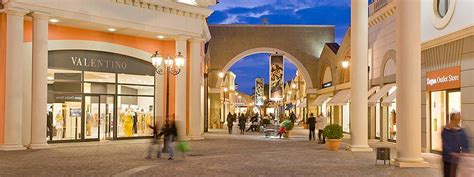 outlet shopping tuscany